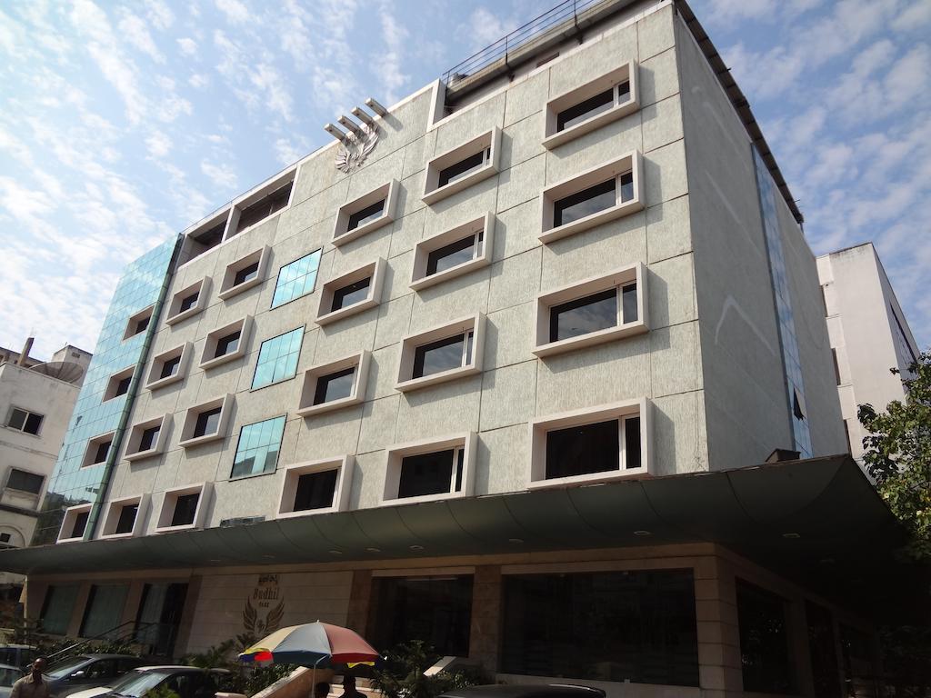Hotel Budhil Park Visakhapatnam Esterno foto
