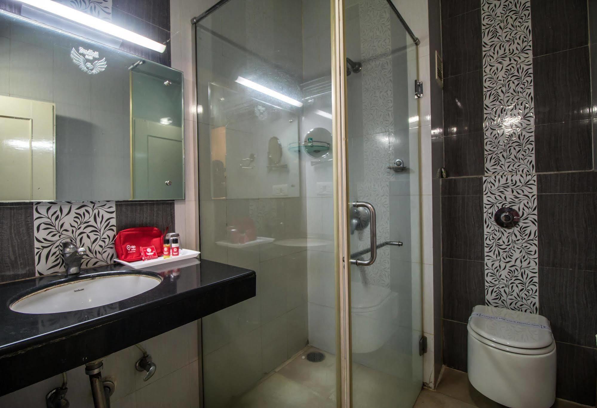 Hotel Budhil Park Visakhapatnam Esterno foto