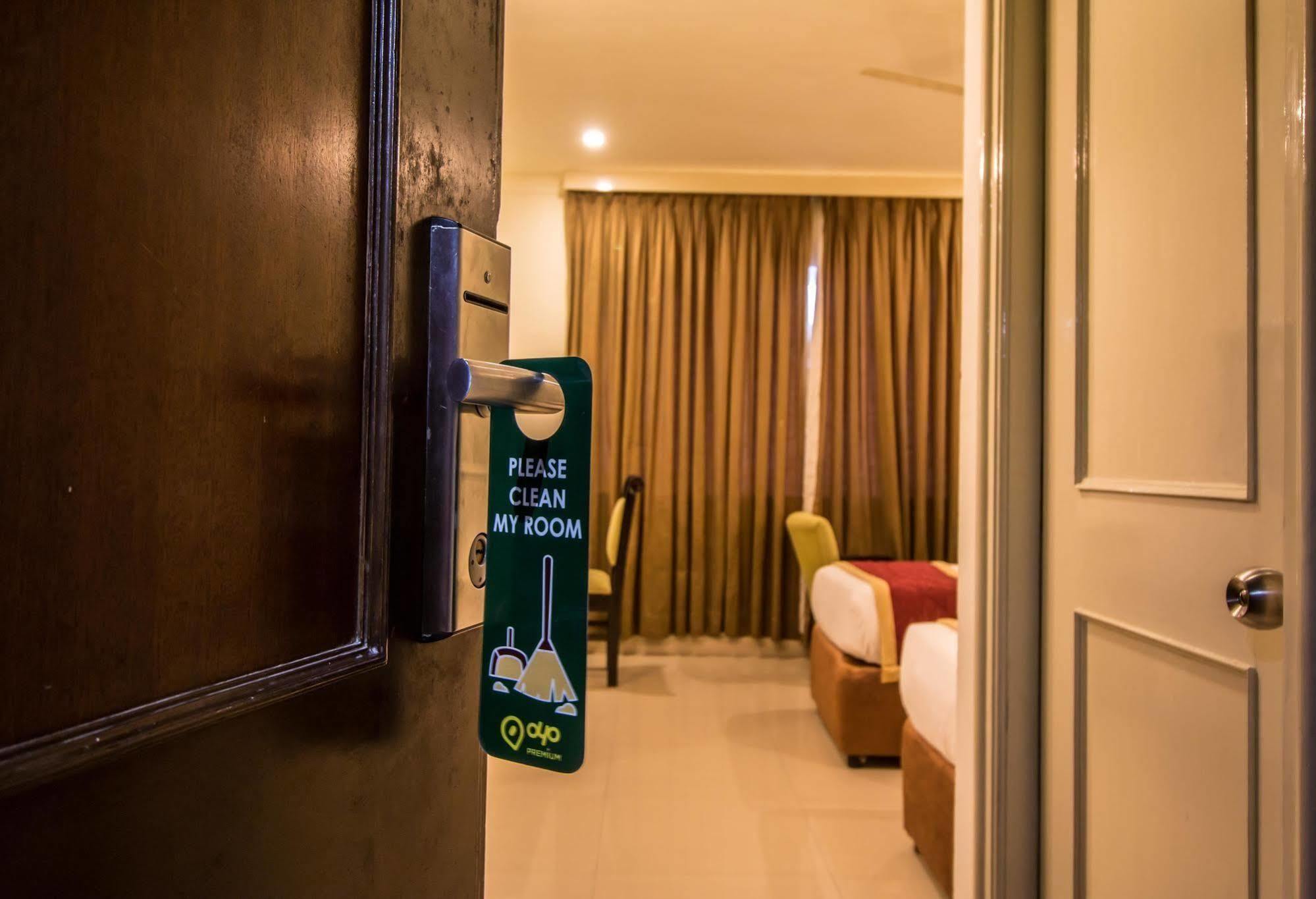 Hotel Budhil Park Visakhapatnam Esterno foto