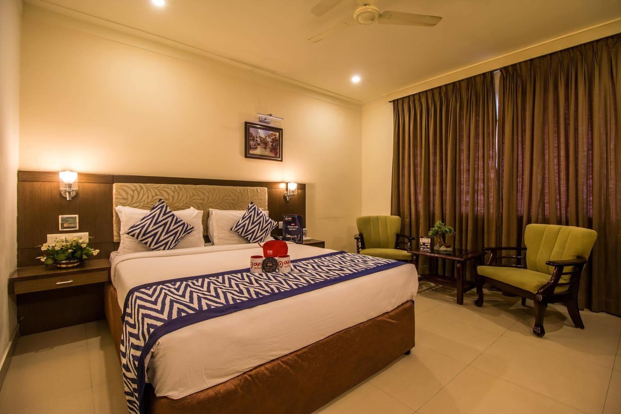 Hotel Budhil Park Visakhapatnam Esterno foto