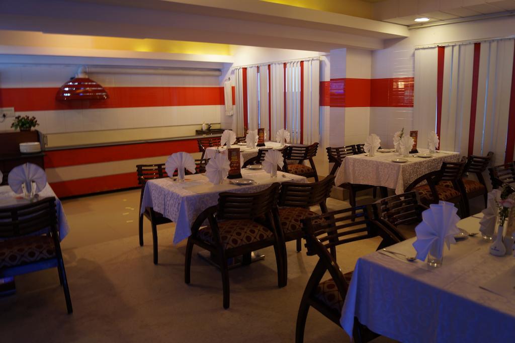 Hotel Budhil Park Visakhapatnam Esterno foto