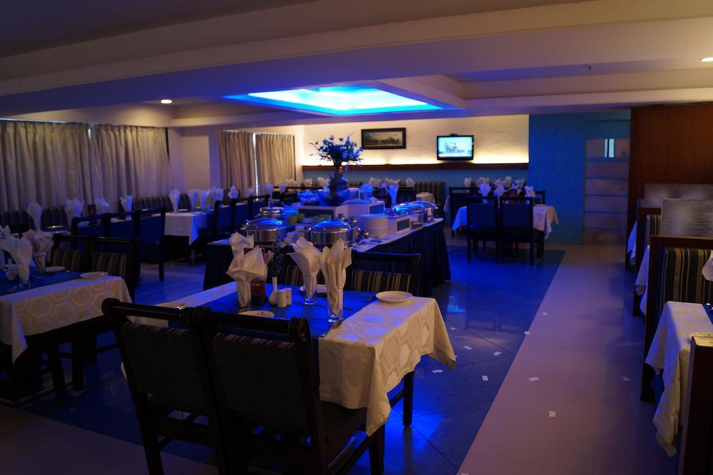 Hotel Budhil Park Visakhapatnam Esterno foto